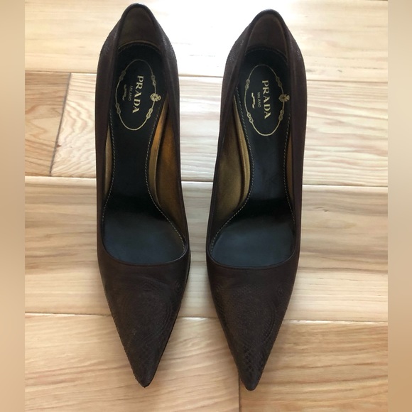 PRADA - Picture 3 of 6